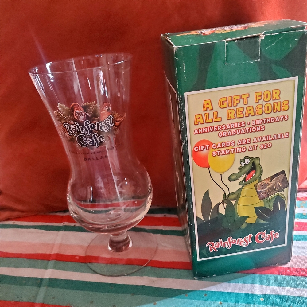 Rainforest Cafe Glass Dallas Tall Fancy Drink - Picture 2 of 5